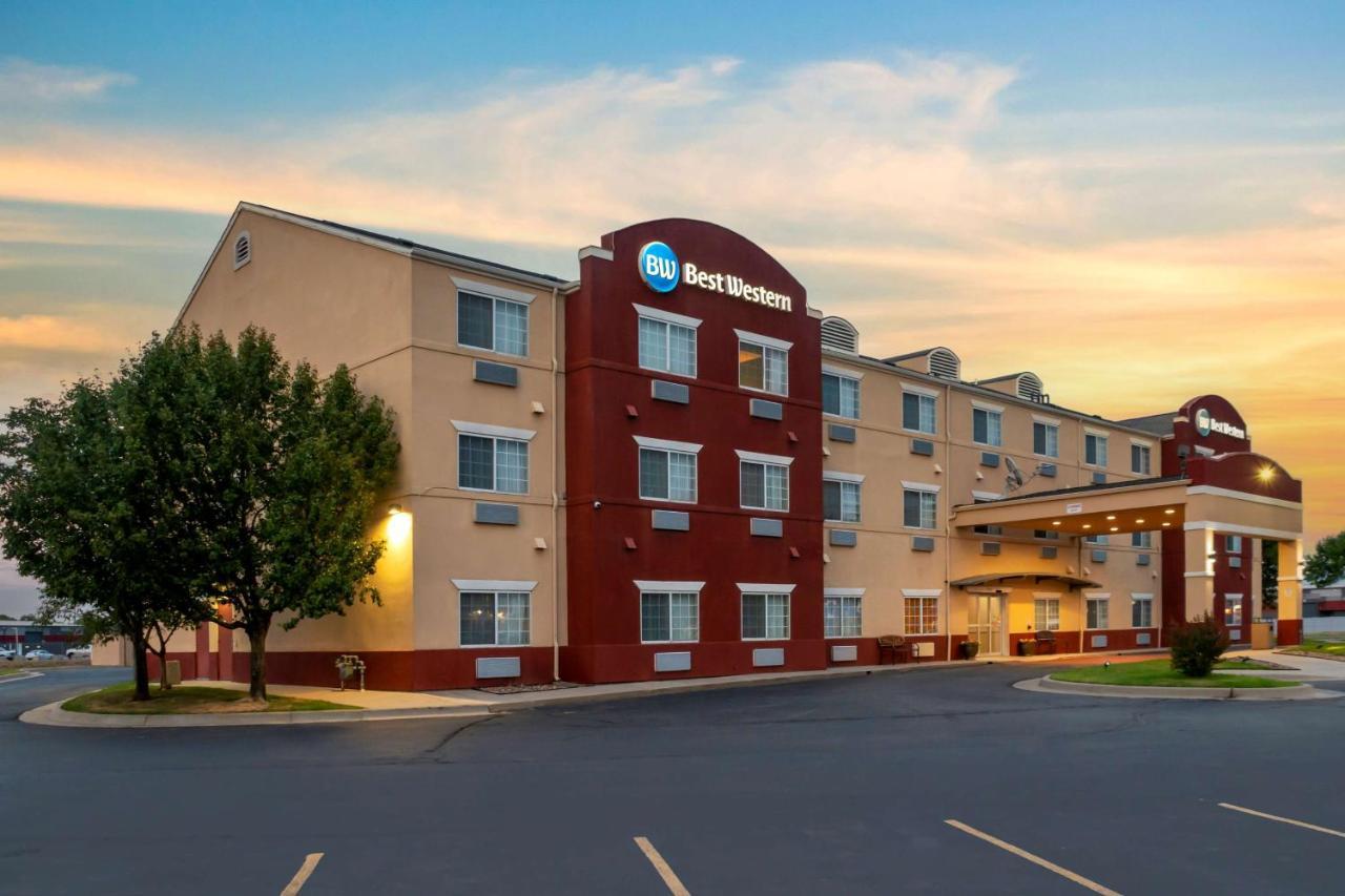 Best Western Governors Inn&Suites Wichita Exterior foto