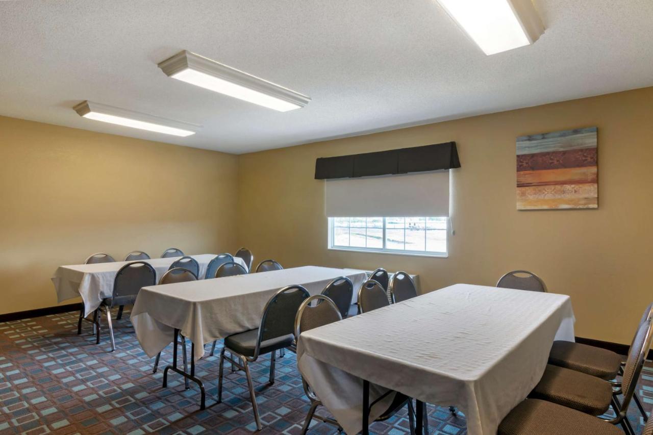 Best Western Governors Inn&Suites Wichita Exterior foto